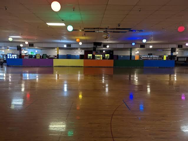 Holiday Skating Center