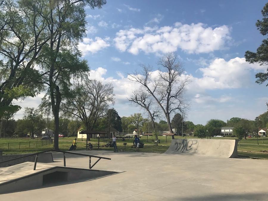 Carter Jones Skate Park (Fonticello)