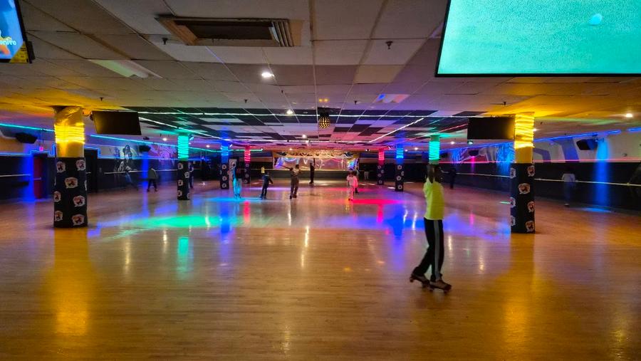 Chez-Vous Roller Skating Rink
