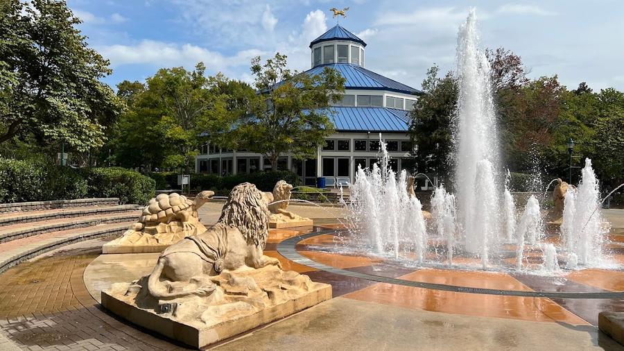 Coolidge Park / Tennessee Riverwalk
