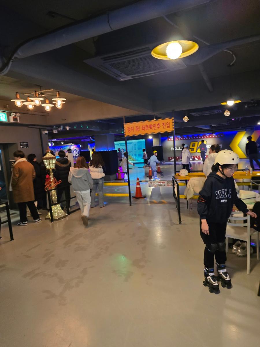 주말/공휴일 운영 (Weekend/Holiday Open Skate)