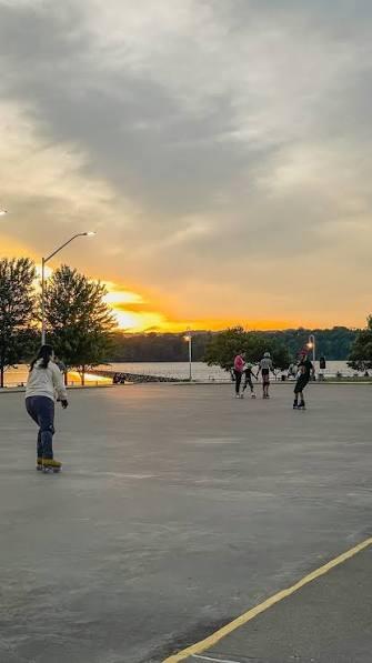 Hamilton Waterfront Outdoor Rink (Pier 8)