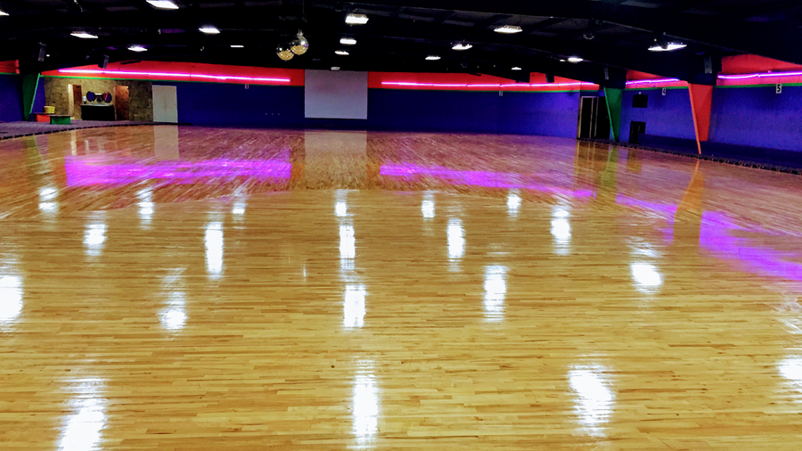 Hot Wheels Skate Center