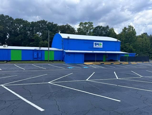 Level Up Family Entertainment Center