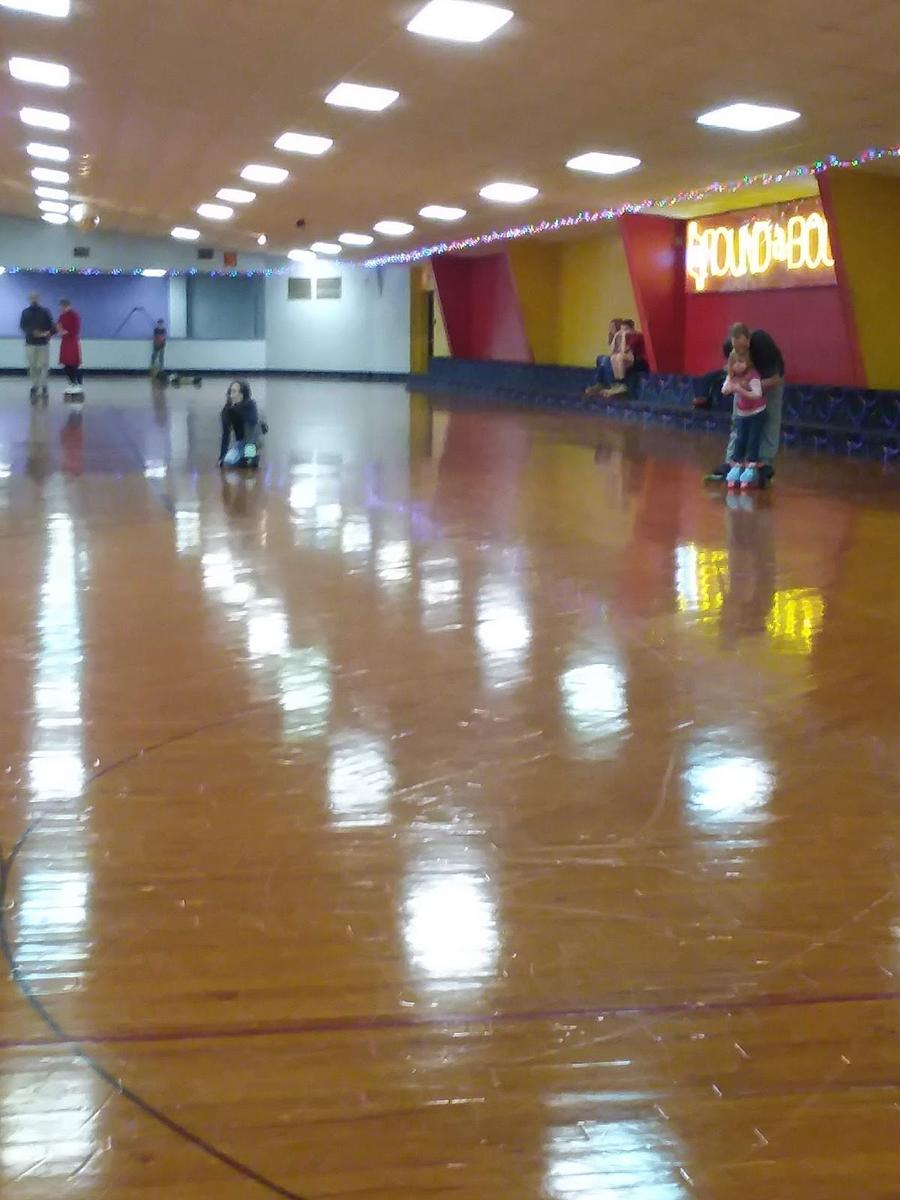 Round-A-Bout Skating Center (Goldsboro)