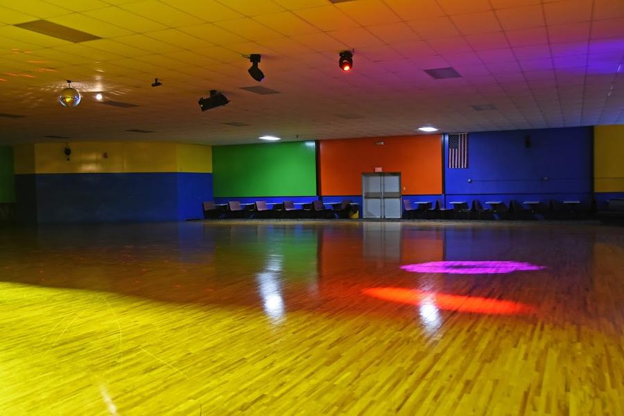 Skate Express Family Roller Rink