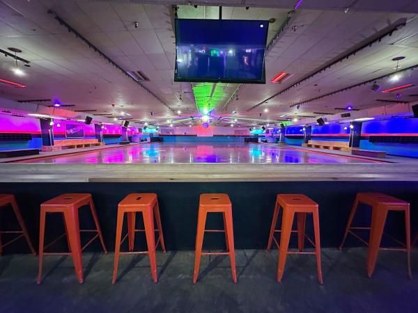 Family 80's Skate Party