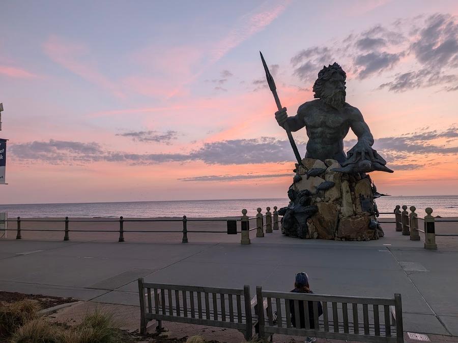 Virginia Beach Boardwalk (roller skate path)