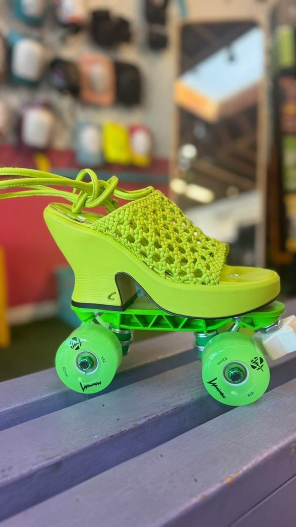 ❇️Skating on a dream❇️