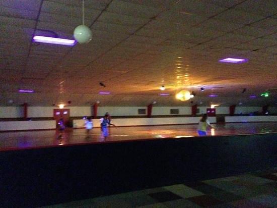 Winchester Skating and Family Fun Center