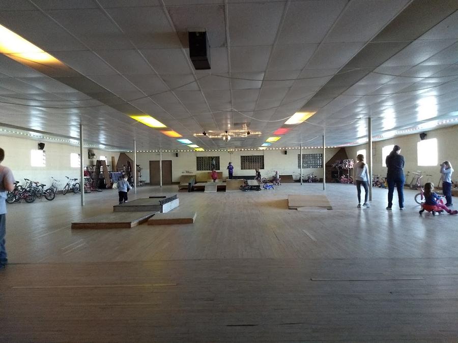 Belle Creek Store & Roller Rink