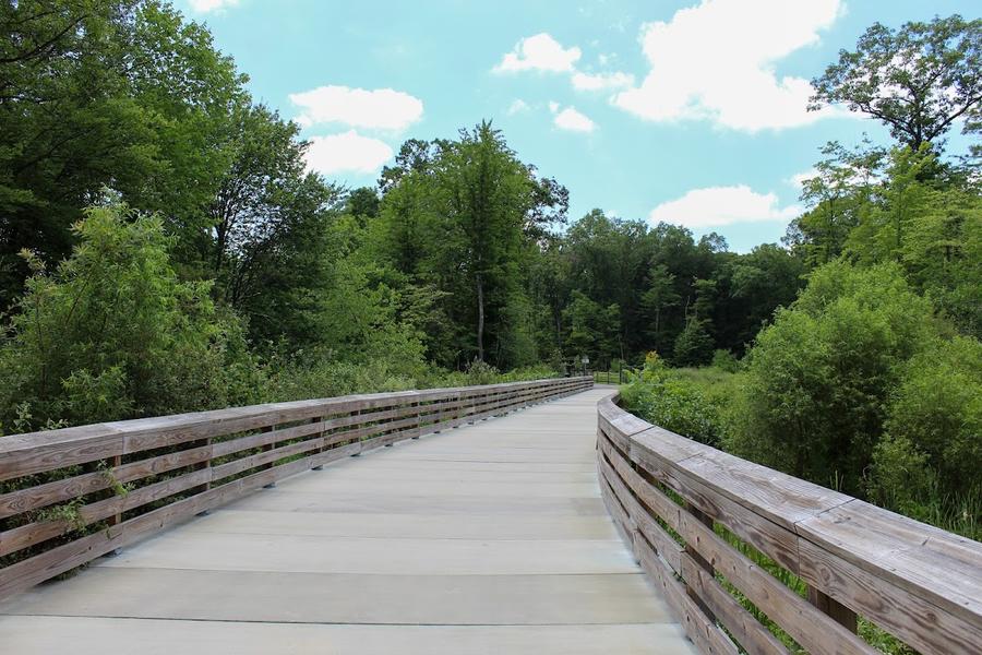 Farmington Canal Heritage Trail (Hamden-Cheshire section / Farmington Canal Greenway State Park)